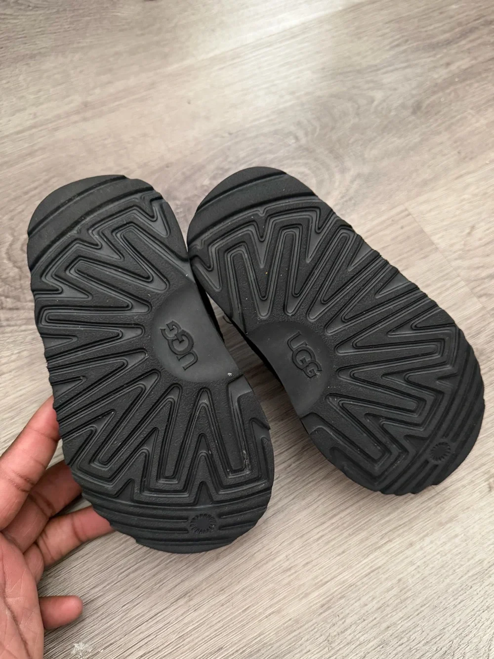UGG Kid’s Black Tasman II Slip On Slippers